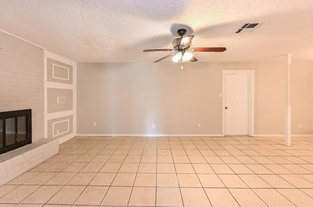 5023 Glendower Dr, Spring TX  77373-6965 exterior