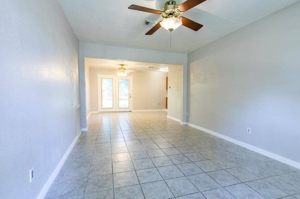 5705 Arthington St, Houston TX  77053-3005 exterior