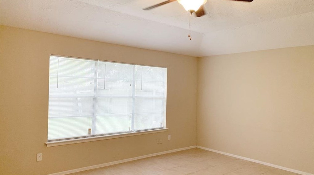 6423 Barrygate Dr, Spring TX  77373-7349 exterior