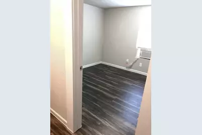 214 W Republic Street #10, Baytown, TX 77520 - Photo 29