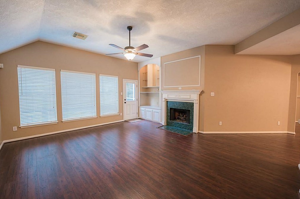 23 Lamps Glow Pl, Spring TX  77382-1151 exterior