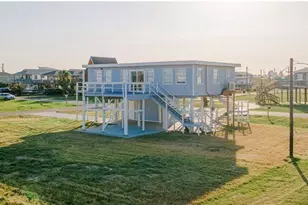 1019 Treaty Dr, Surfside Beach, TX 77541 - Photo 3