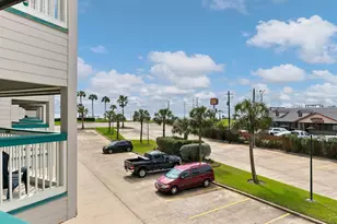 6102 Seawall Blvd, Galveston, TX 77551 - Photo 15