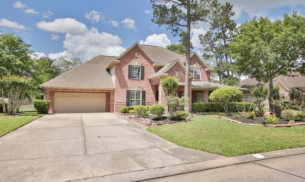 15 Graylin Woods Pl, Spring TX  77382-1784 exterior