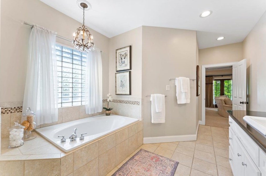 1534 Waverly, Houston TX  77007-1442 exterior