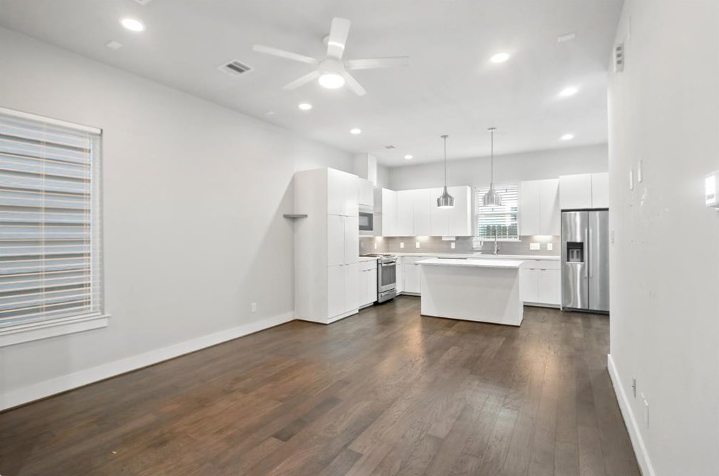 2517 Hollister St, Houston TX  77080 exterior