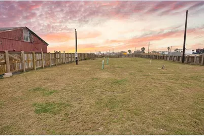 5801 Cr 201 Street, Sargent, TX 77414 - Photo 1