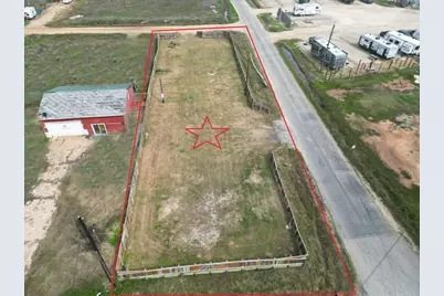 5801 Cr 201 Street, Sargent, TX 77414 - Photo 3