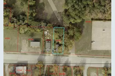 1025 E Young Street, Longview, TX 75602 - Photo 5