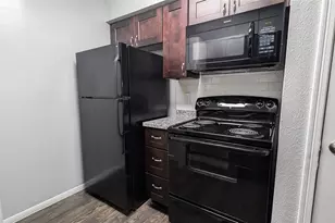 5711 Sugar Hill Dr, Houston, TX 77057 - Photo 7