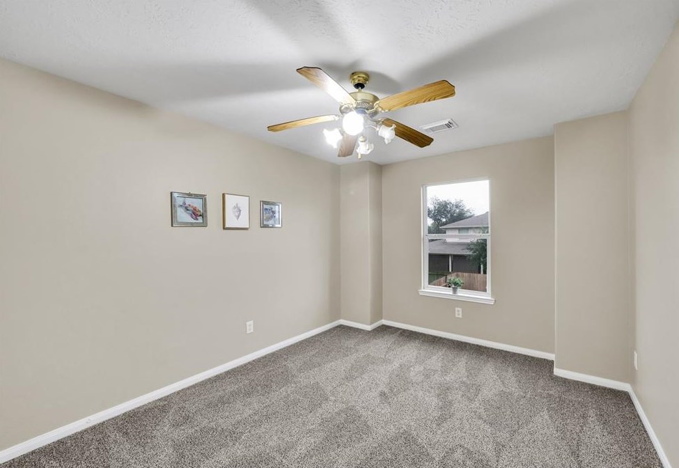 9322 Colt Cyn Ln, Houston TX  77089-5640 exterior