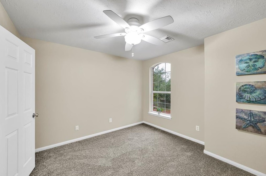 9322 Colt Cyn Ln, Houston TX  77089-5640 exterior