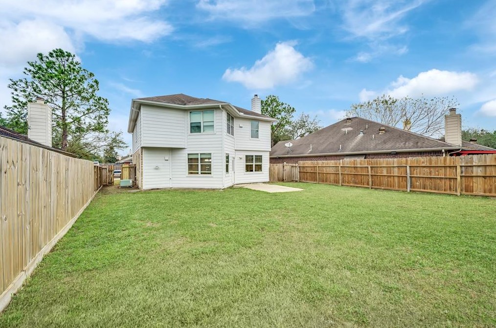 9322 Colt Cyn Ln, Houston TX  77089-5640 exterior