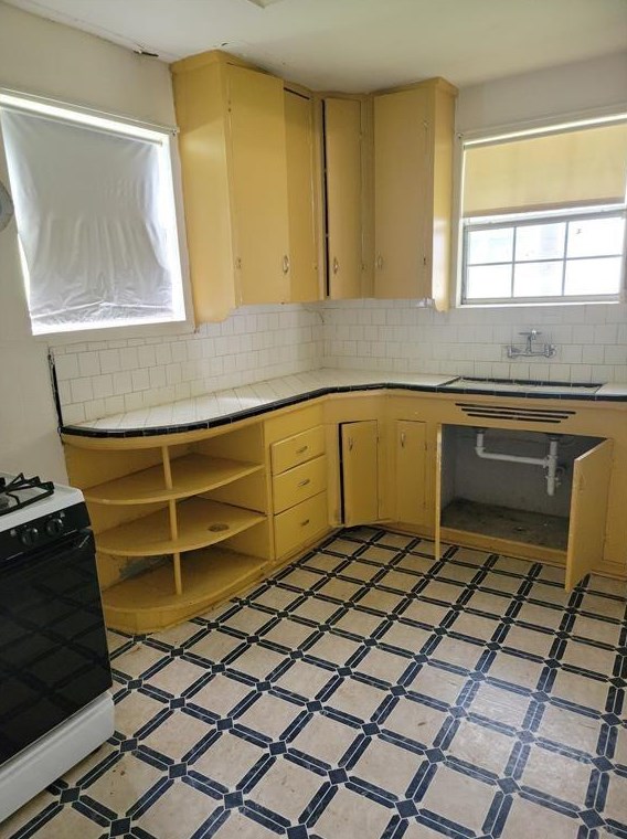3610 Rosalie St, Houston TX  77004-3158 exterior