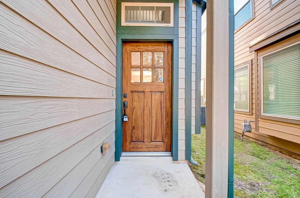 20 Cheswood Manor Ct, Spring TX  77382-5432 exterior