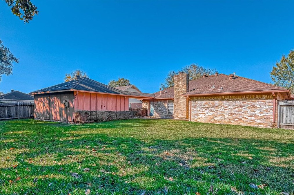 8903 Abbeydale Dr, Houston TX  77031-3002 exterior