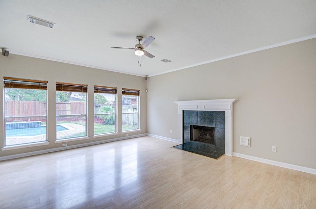 1811 Senca Springs Ct, Katy TX  77450-7202 exterior