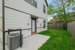 6434 New York St, Houston, TX 77021 - Photo 5