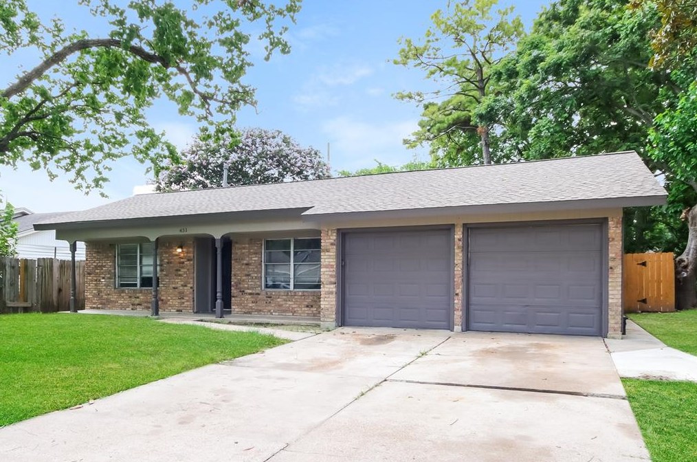 431 Sunnyside St, Houston TX  77076-3122 exterior