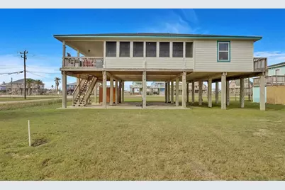 818 Sea Shell Drive, Freeport, TX 77541 - Photo 1