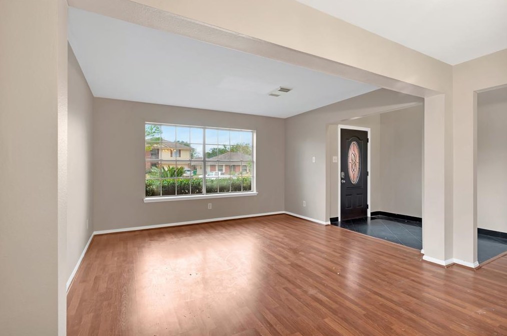 11019 Cayman Mist Dr, Houston TX  77075-5072 exterior