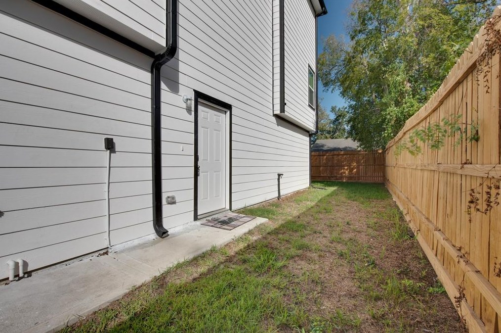 7954 Sayers St, Houston TX  77016-6231 exterior