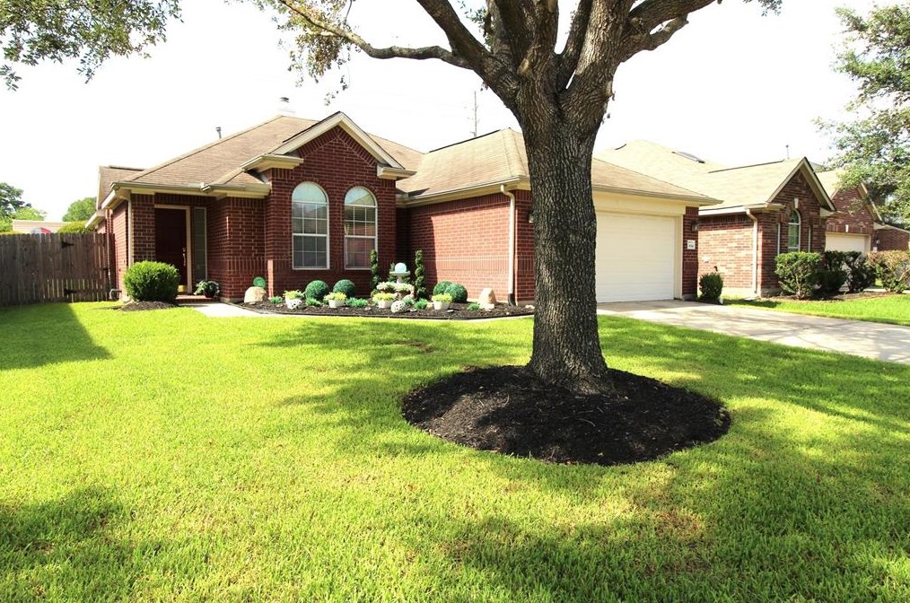 3014 Spring Flower Ln, Spring TX  77388-5519 exterior