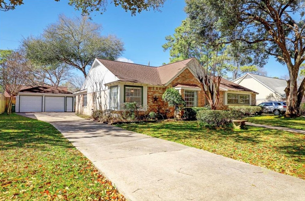314 Enchanted River Dr, Spring TX  77388-5977 exterior