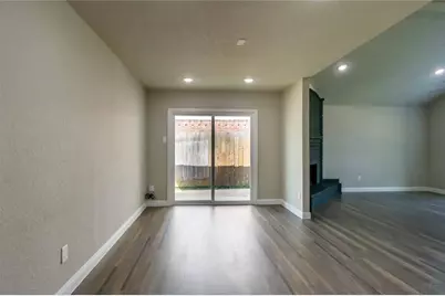 8703 Valley Ledge Drive, Houston, TX 77078 - Photo 5