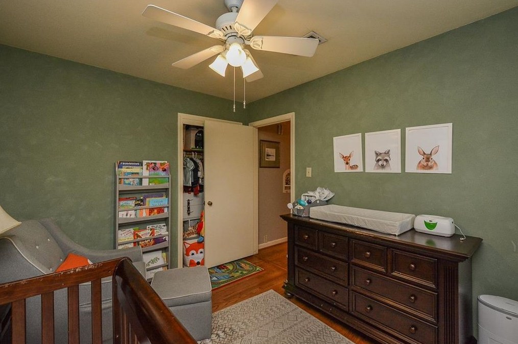 918 Stonecrest Dr, Houston TX  77018-7522 exterior