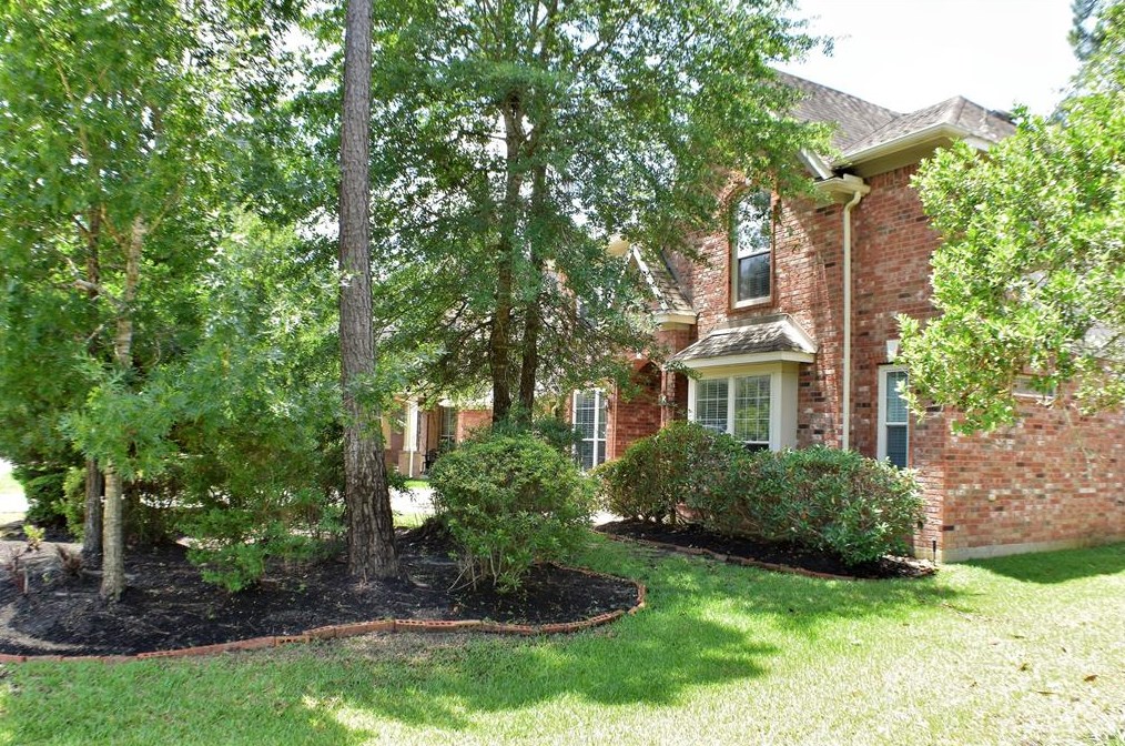 58 French Oaks Cir, Spring TX  77382-5820 exterior