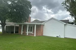 603 S McCarty Ave, Eagle Lake, TX 77434 - Photo 3