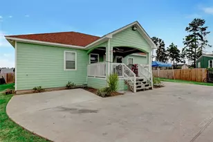 2233 Hoss Ct, Conroe, TX 77306 - Photo 3