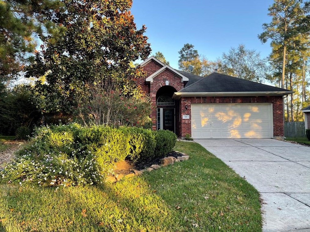 178 Queenscliff Ct, Spring TX  77382-1766 exterior