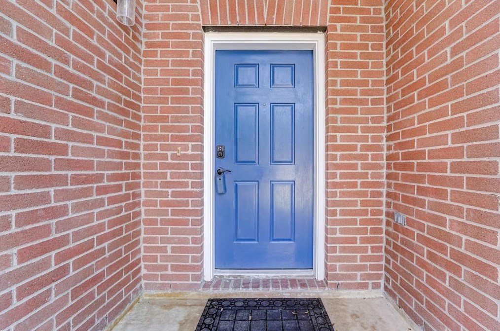 6003 Fallmont Dr, Houston TX  77086-2952 exterior