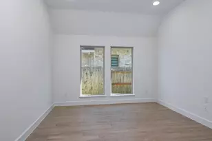 17711 Monarch Vis Ln, Conroe, TX 77302 - Photo 11