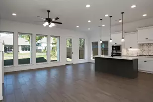 17711 Monarch Vis Ln, Conroe, TX 77302 - Photo 5