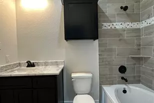 509 Little Spg Ct, Anahuac, TX 77514 - Photo 17