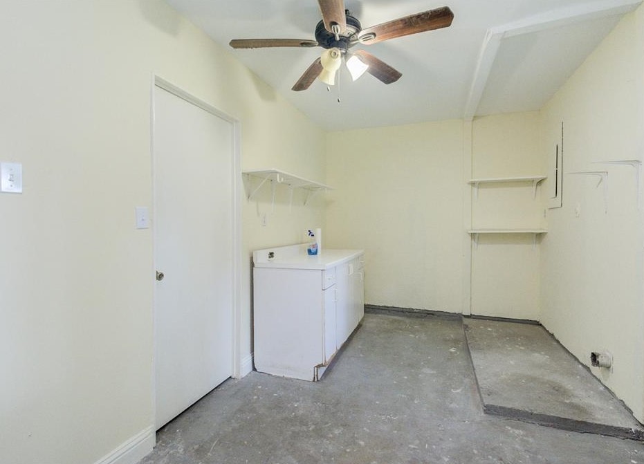 5922 Grape St, Houston TX  77074-7704 exterior