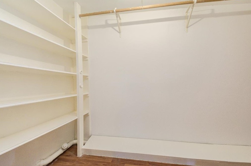 5922 Grape St, Houston TX  77036-7316 exterior