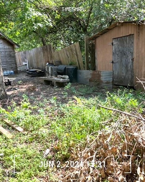 2417 Wayne, Houston TX  77026-3822 exterior