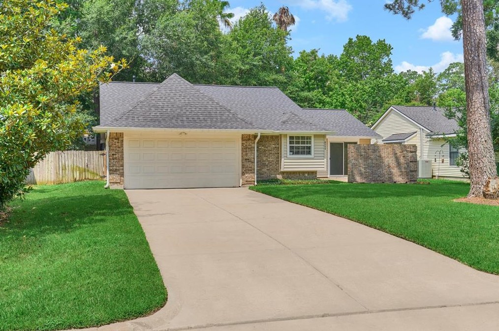 5311 Village Springs Dr, Humble TX  77339-1216 exterior