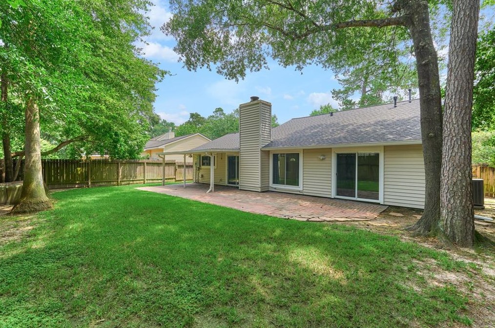 5311 Vlg Spg Dr, Humble TX 77339-1216 exterior