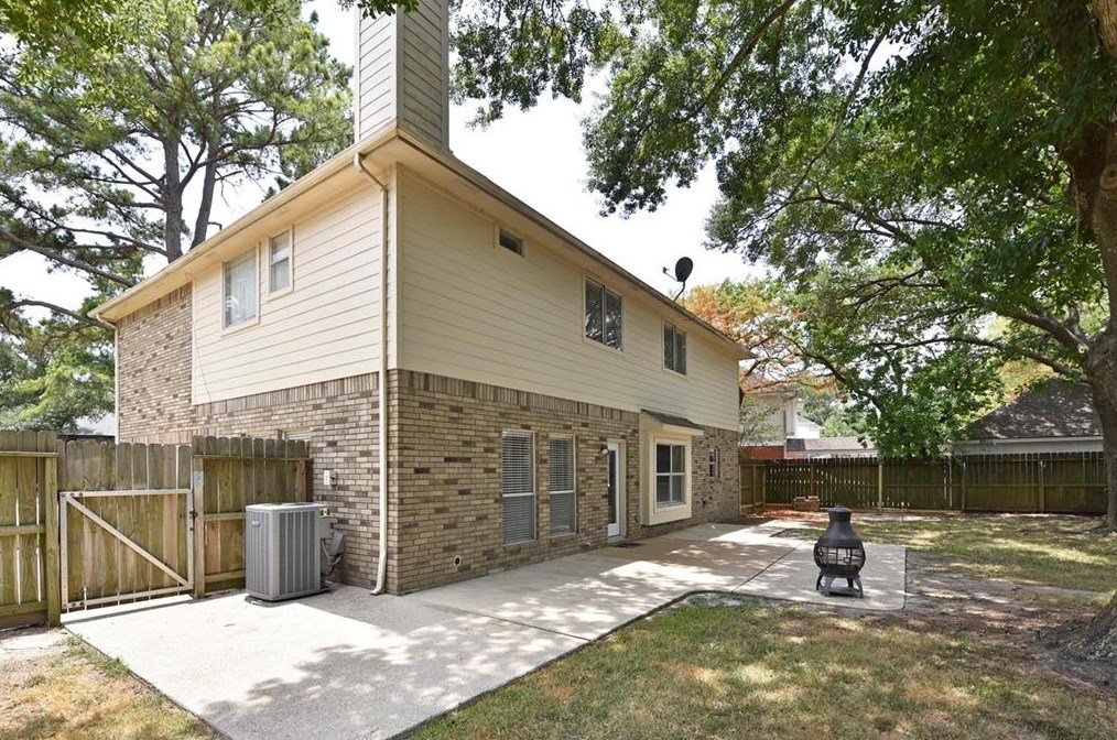14918 Chetland Pl Dr, Houston TX  77095-2988 exterior
