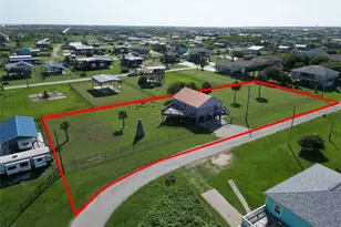 927 W Verdie Dr, Crystal Beach, TX 77650 - Photo 37