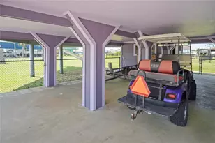 927 W Verdie Dr, Crystal Beach, TX 77650 - Photo 9