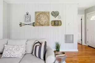 701 Gilchrist, College Station, TX 77840 - Photo 3