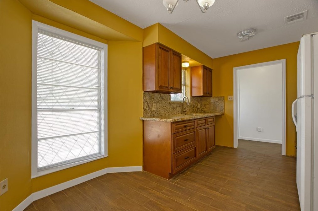 2710 Bluerock St, Houston TX  77039-3106 exterior