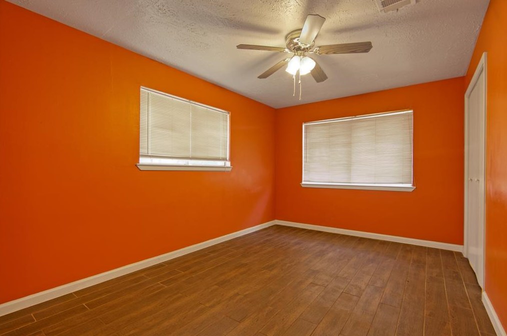 2710 Bluerock St, Houston TX  77039-3106 exterior
