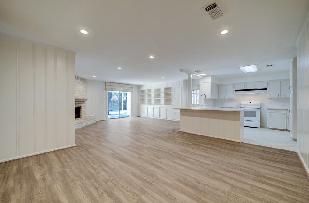 9631 Val Verde St, Houston TX  77063-3701 exterior